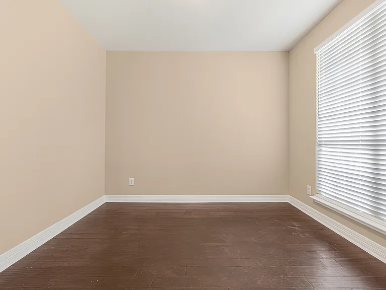 5488 Devonwood St — Photo 21
