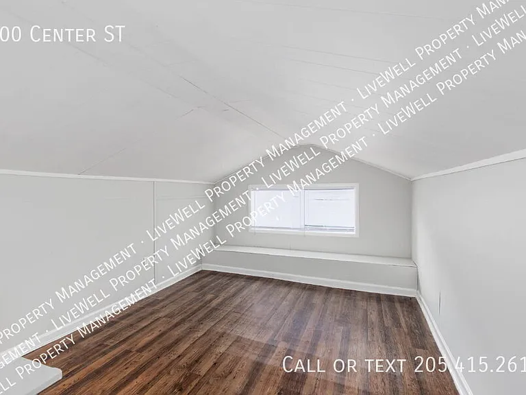 200 Center St — Photo 20