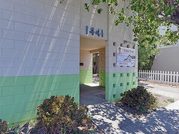 3rd image of 1441 El Camino Real