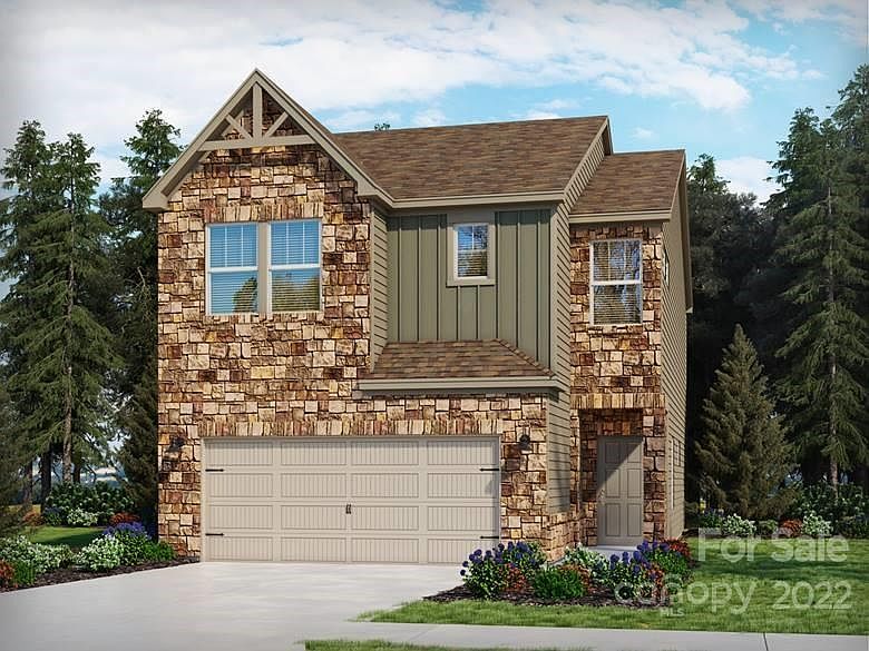 1st image of 121 Ravensara Ave