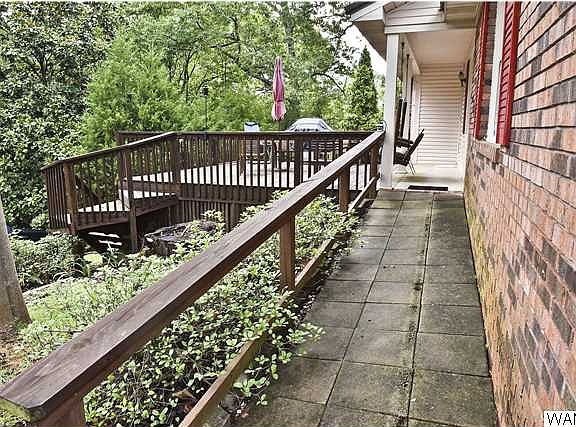 2nd image of 901 Greystone St