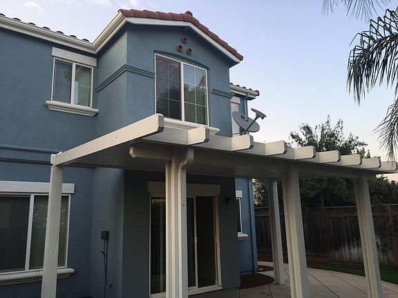 2nd image of 410 San Juan Dr