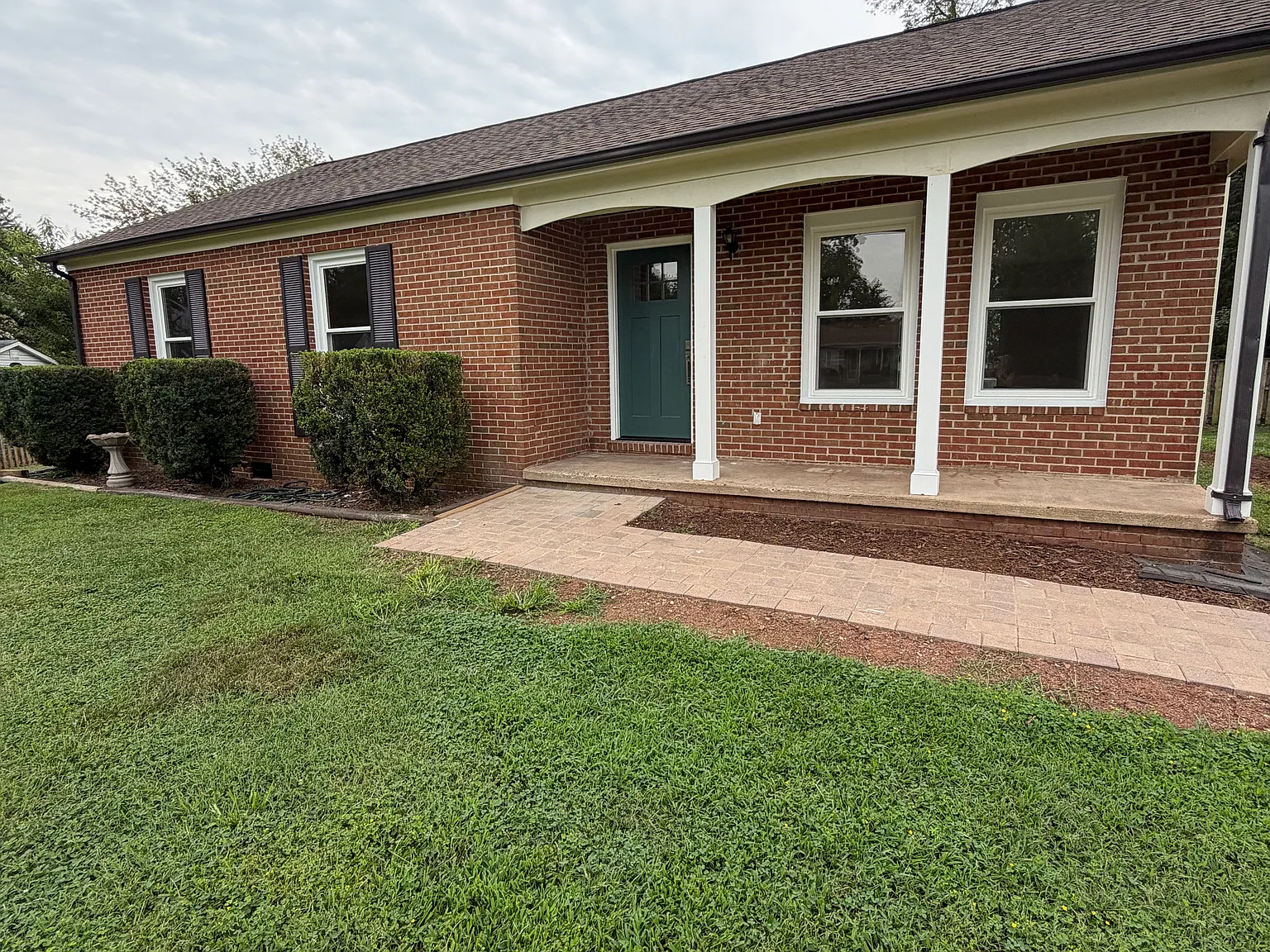 3 bed, 1160 sqft, $2,950 — Photo 1
