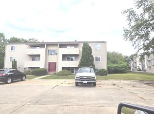 2001 S Mattis Ave APT E, Champaign, IL