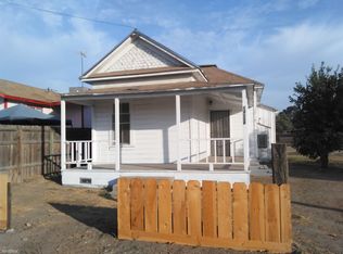 14138 Front St, Armona, CA 93202