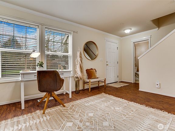 5th image of 2280 Palisade Boulevard