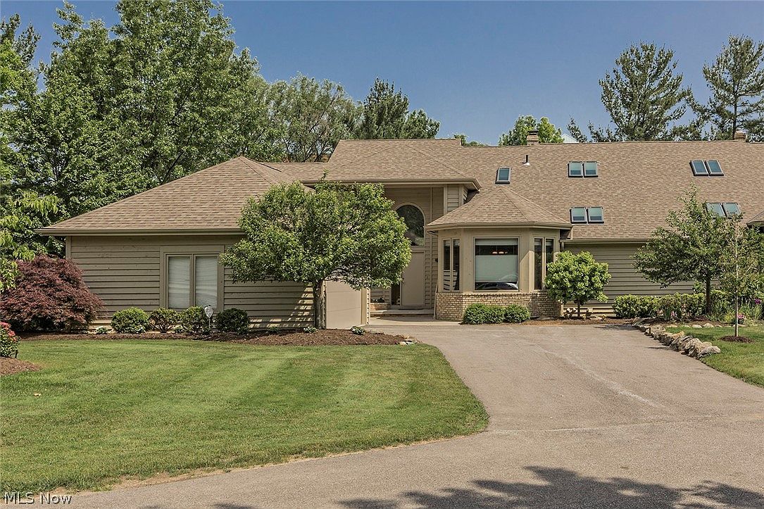 10 hyde park beachwood oh 44122 zillow