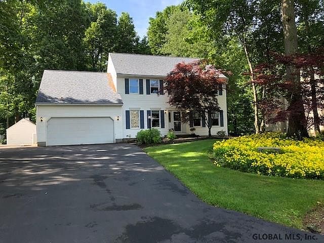 1st image of 73 Orchardview Dr