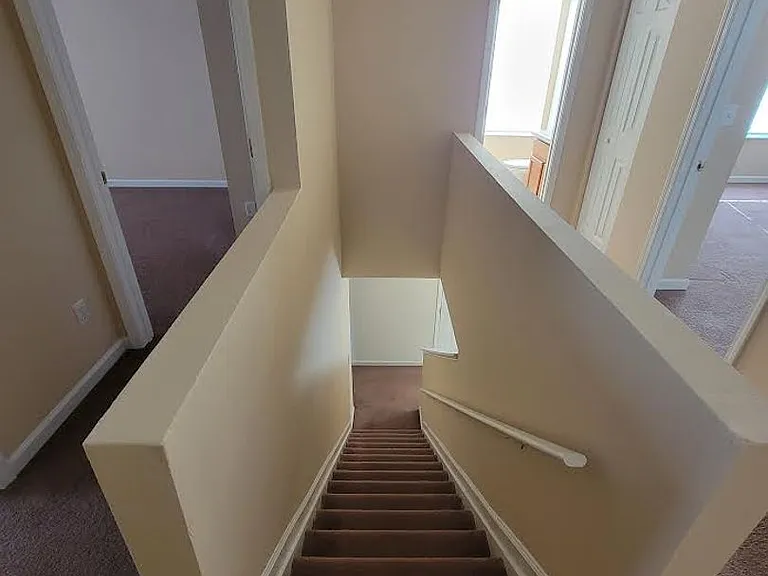 1106 Saint Phillips Ct — Photo 11