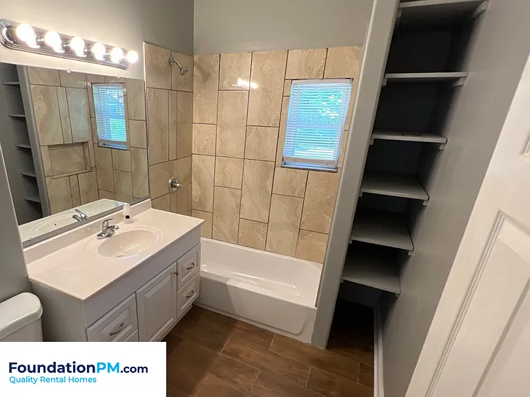 1589 E McLemore Ave — Photo 16
