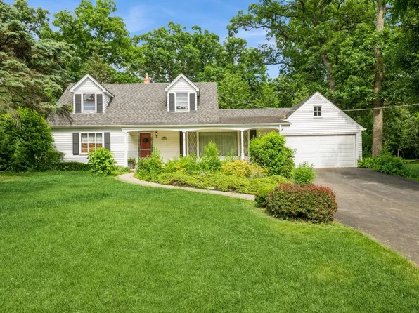 4N051 Wood Dale Rd, Addison, IL 60101