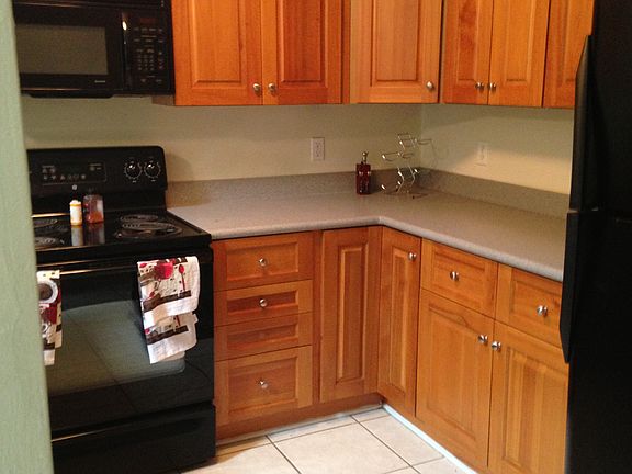2nd image of 3204 Sawtooth Dr #A