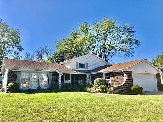 1st image of 2112 N Kennicott Dr