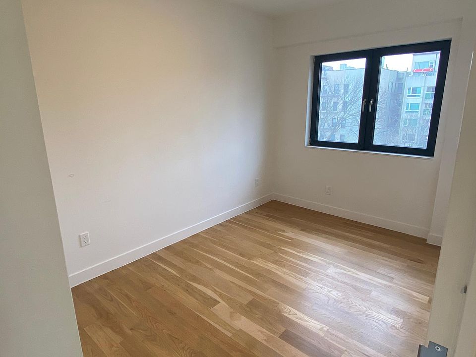 1st image of 14020 Cherry Ave APT 4A