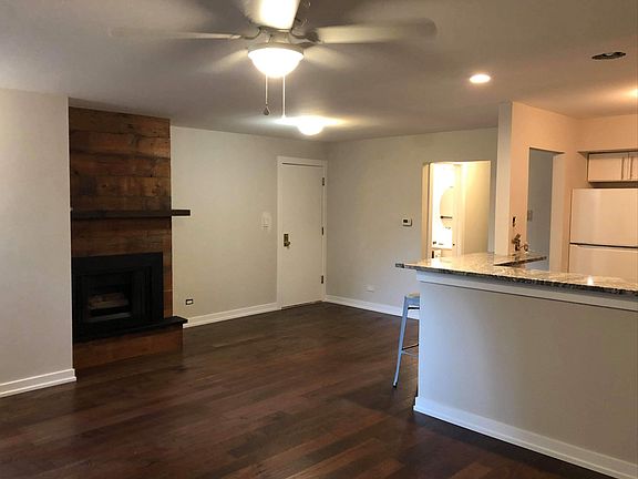 5th image of 831 S Dwyer Ave APT D
