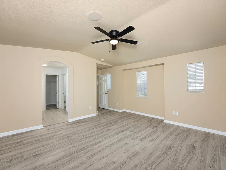 241 Picasso Cir — Photo 13