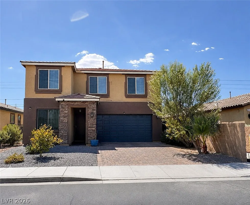 5 bed, 3.0 bath, 2649 sqft, $2,695 — Photo 1