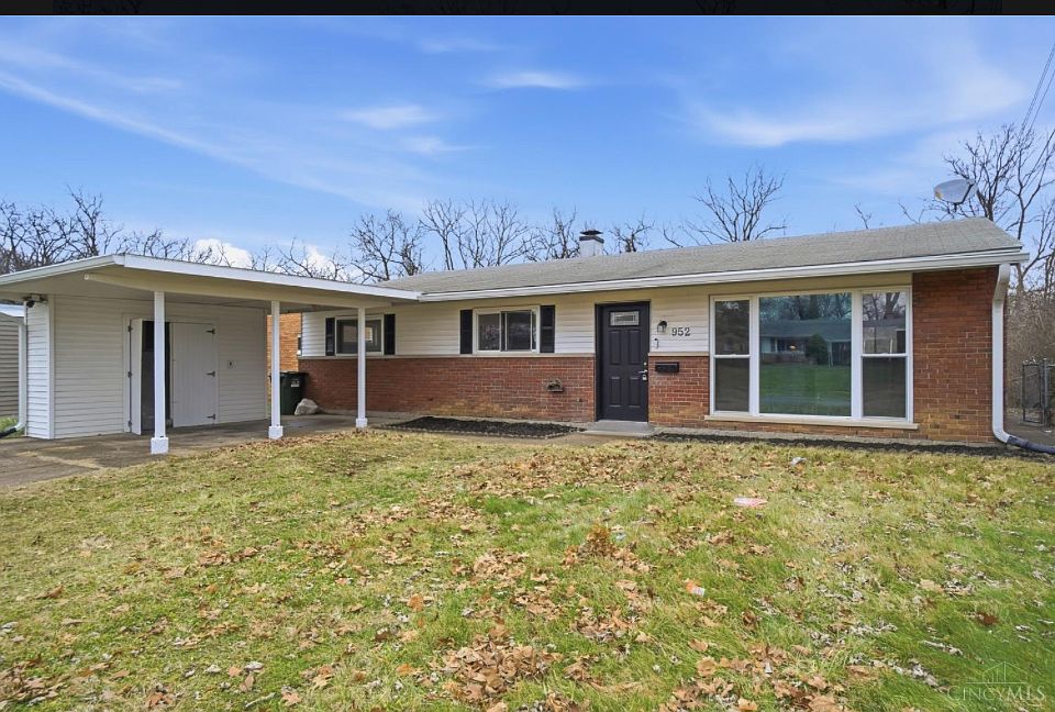 1st image of 952 Hollytree Dr