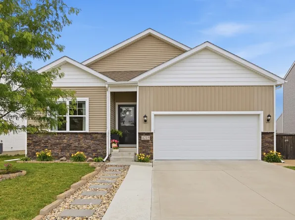 4215 NW Cedarwood Dr, Ankeny, IA 50023