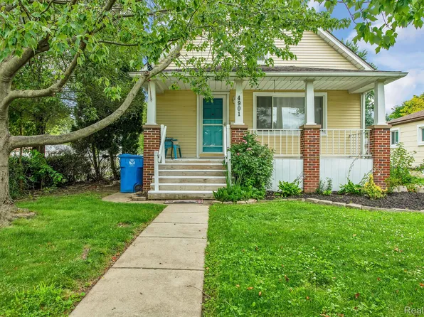 4901 Harding St, Dearborn Heights, MI 48125