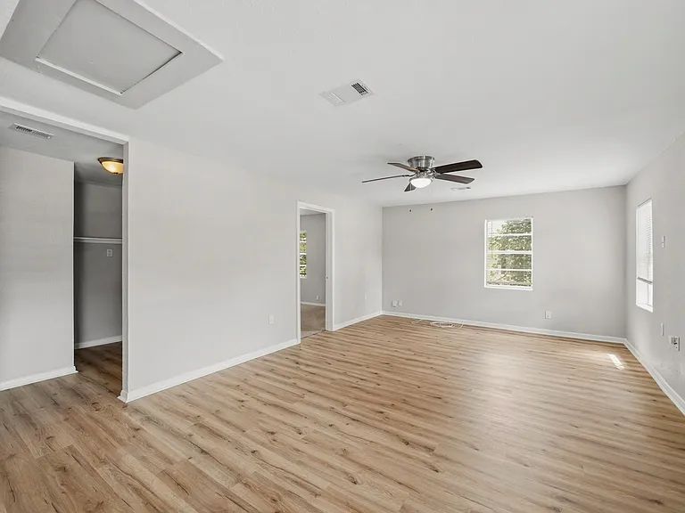915 S Shanks St — Photo 15