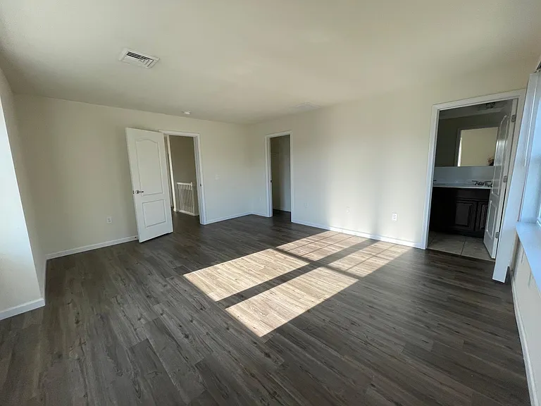 18 Goshen Rd #6 — Photo 13