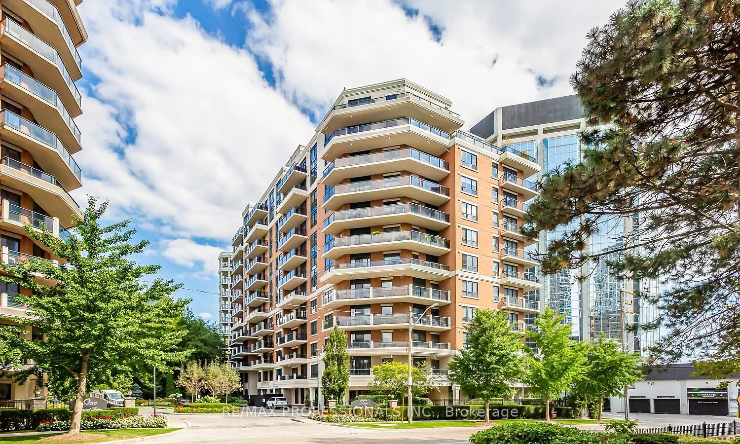 3 bed, $3,850 — Photo 1