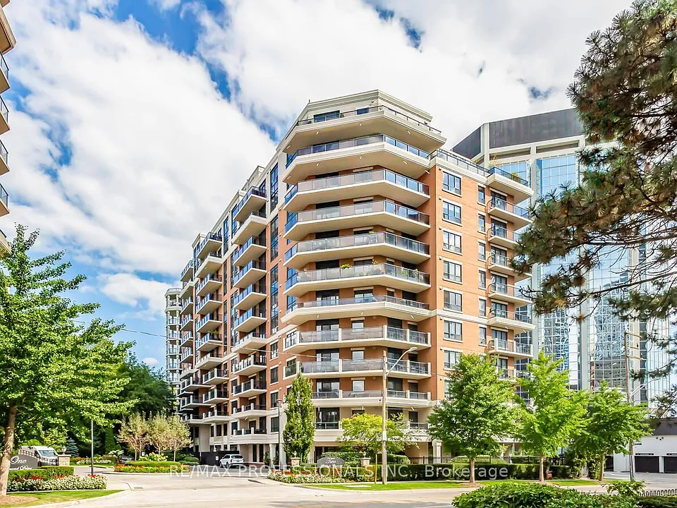 2 Aberfoyle Cres #907