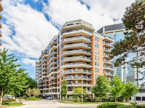 2 Aberfoyle Cres #907, Toronto, ON M8X 2Z8