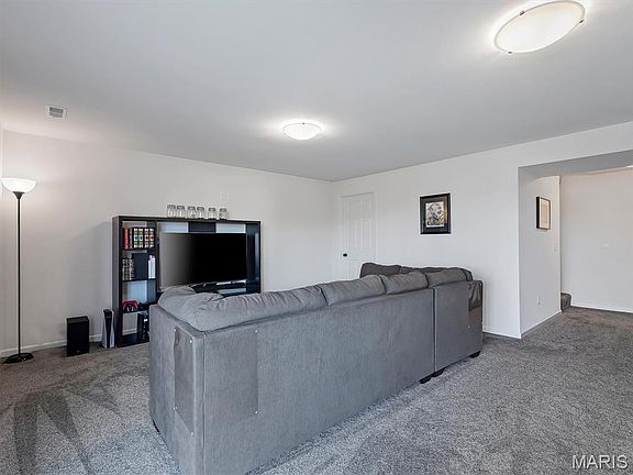 3rd image of 1833 Sunset Rdg