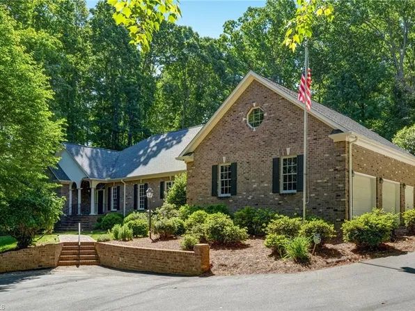 1001 Benton Ct, Reidsville, NC 27320