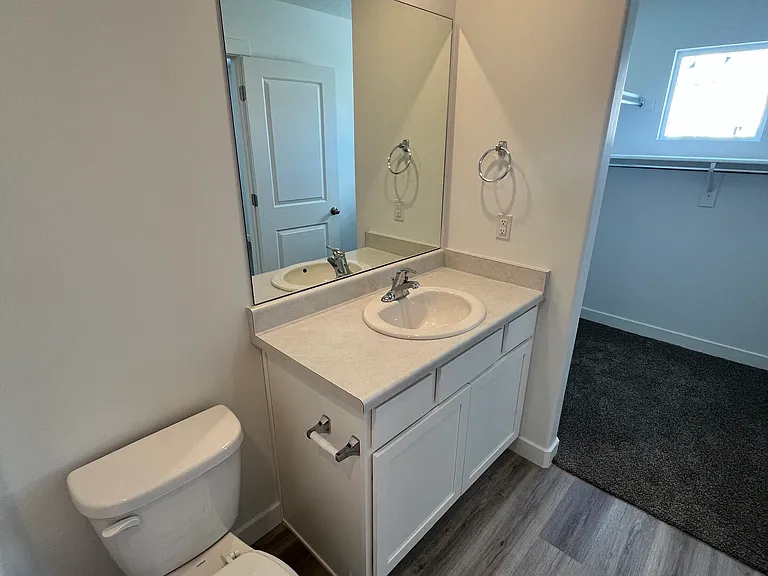 1868 N Blue Iris Ave — Photo 15