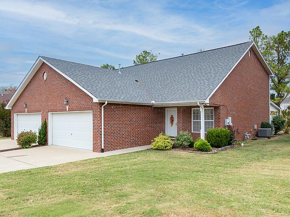 3rd image of 1092 Ellis Way