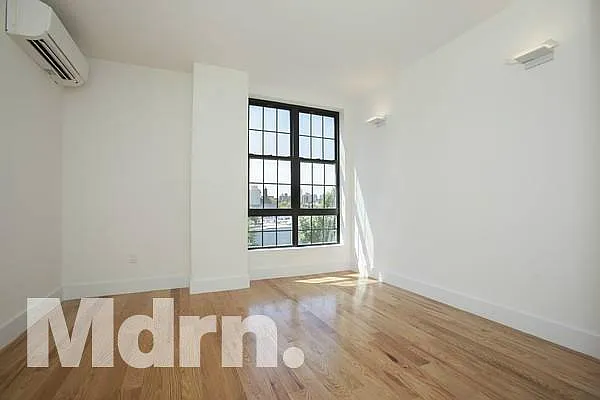 Rented by Mdrn Residential | media 4