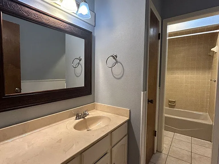 826 Timber Dr — Photo 33