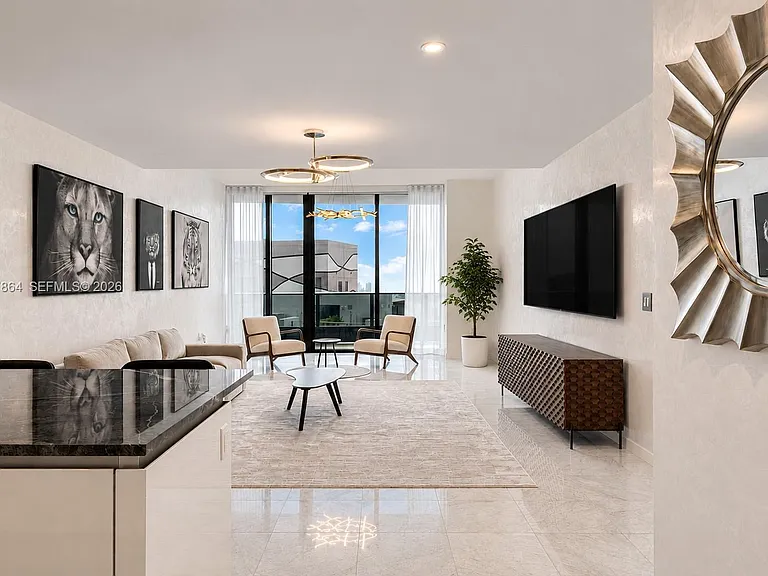 1000 Brickell Plz #Penthouse 5203 — Photo 1