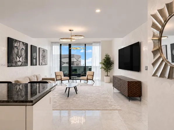 1000 Brickell Plz Unit Penthouse 5203, Miami, FL 33131