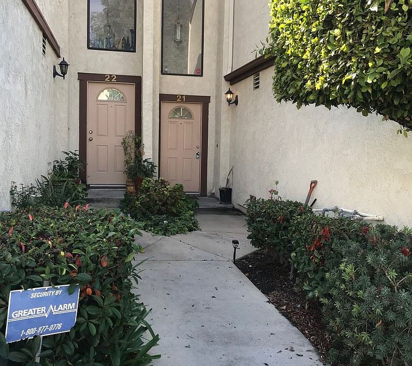 1st image of 821 S Cerritos Ave APT 21