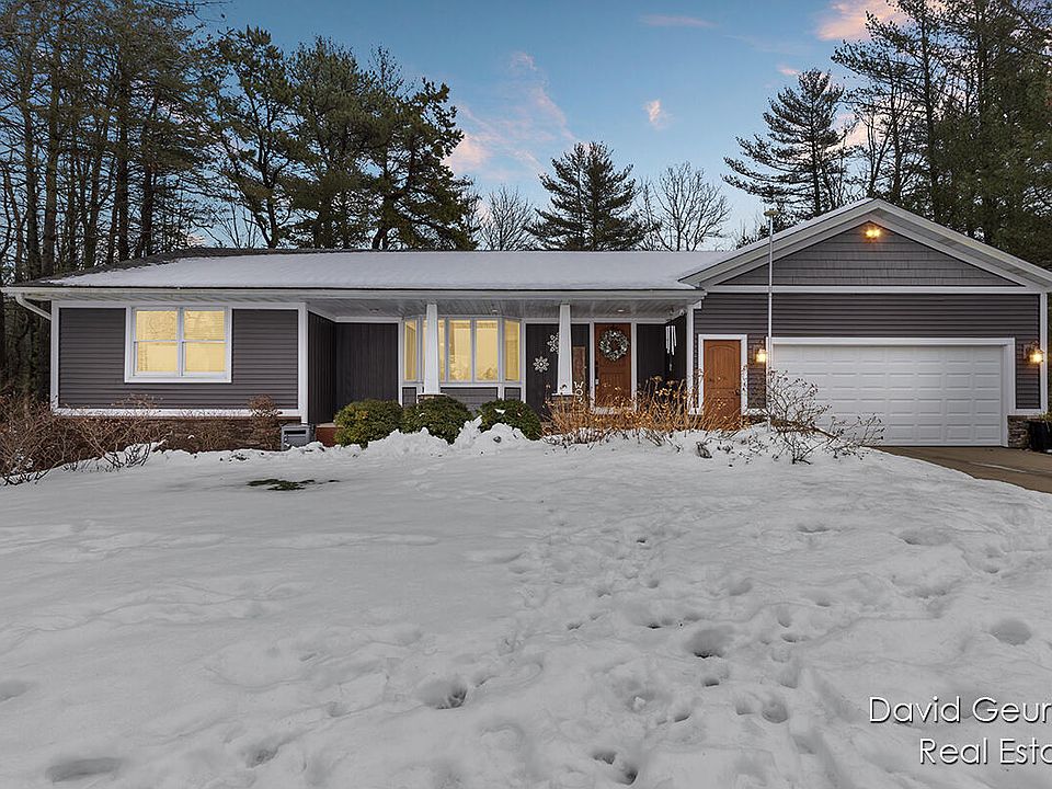 1st image of 4628 N 160th Ave