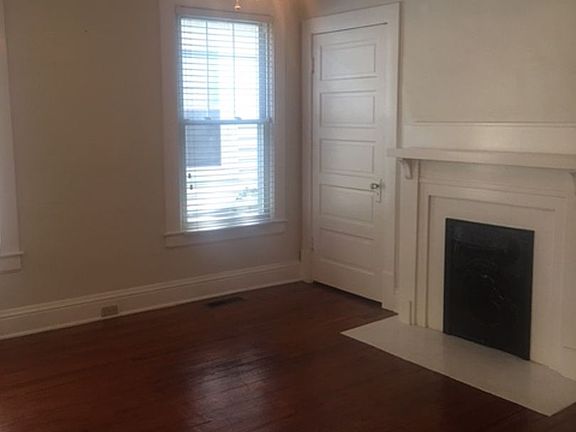 5th image of 810 Aurora Ave
