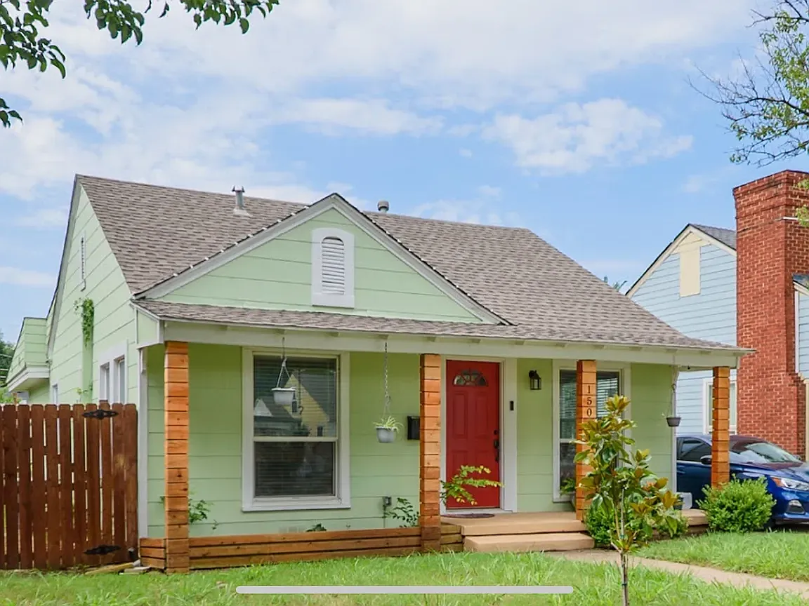 3 bed, 1116 sqft, $2,200 — Photo 1
