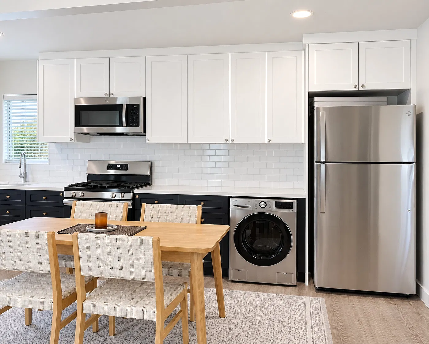 1 bed, 550 sqft, $2,325 — Photo 3