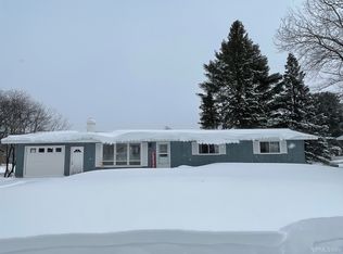 345 S Rose St, Ishpeming, MI 49849