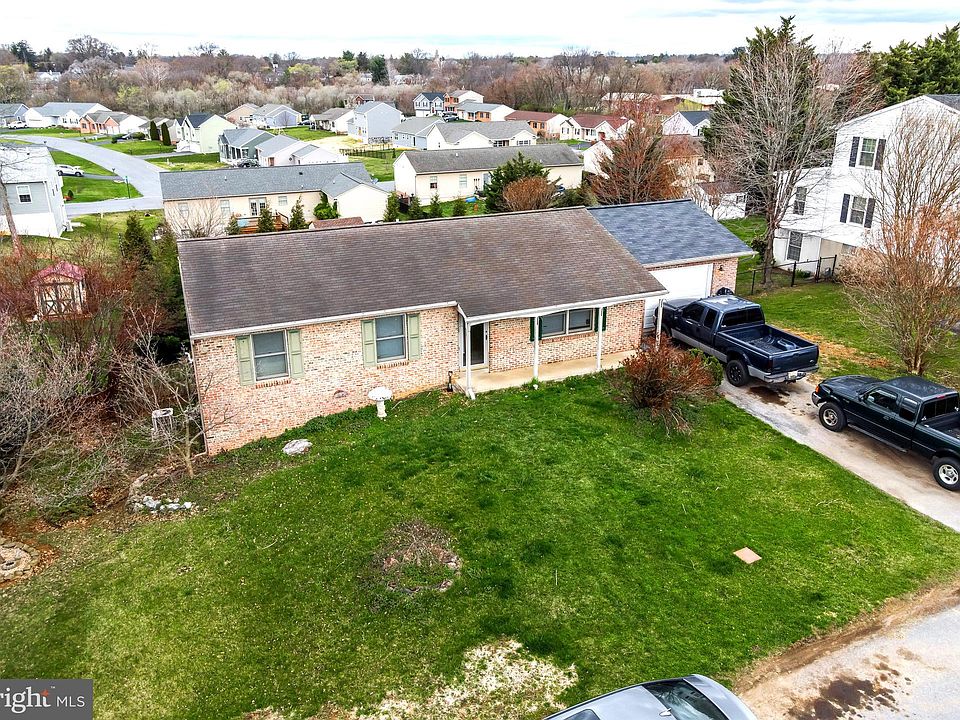 343 Chartridge Dr, Hagerstown, MD 21742 Zillow