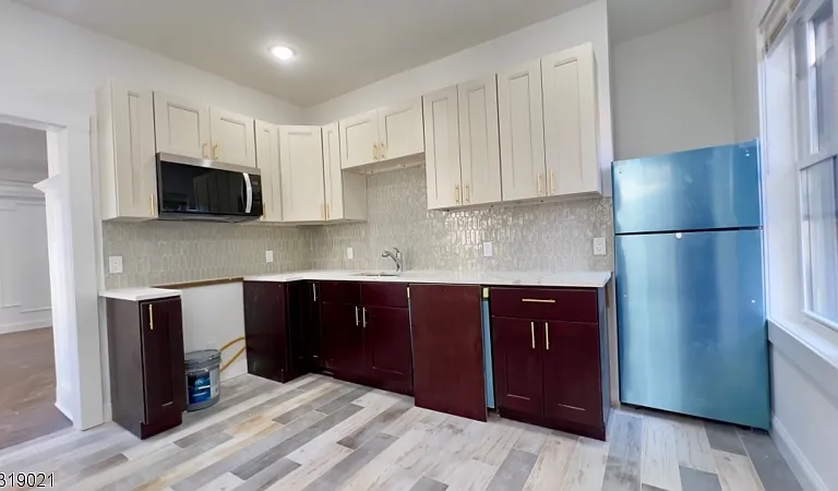 8 Pennsylvania Ave #2 — Photo 1