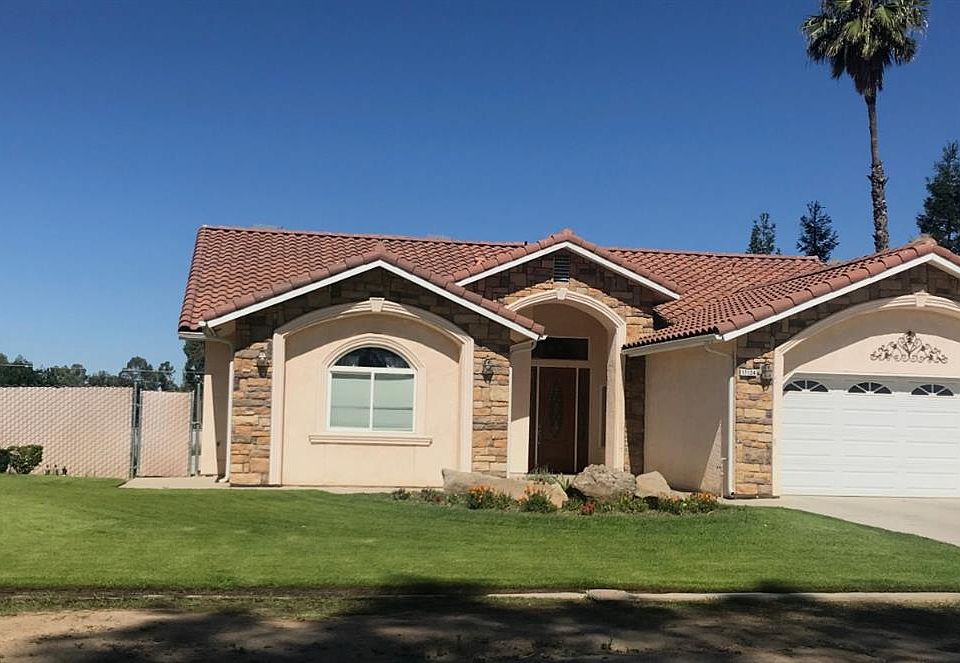 1st image of 17134 Crescent Dr