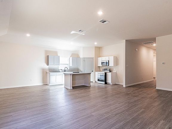 4th image of 119 Kylie Dr