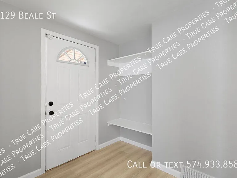 1129 Beale St — Photo 3