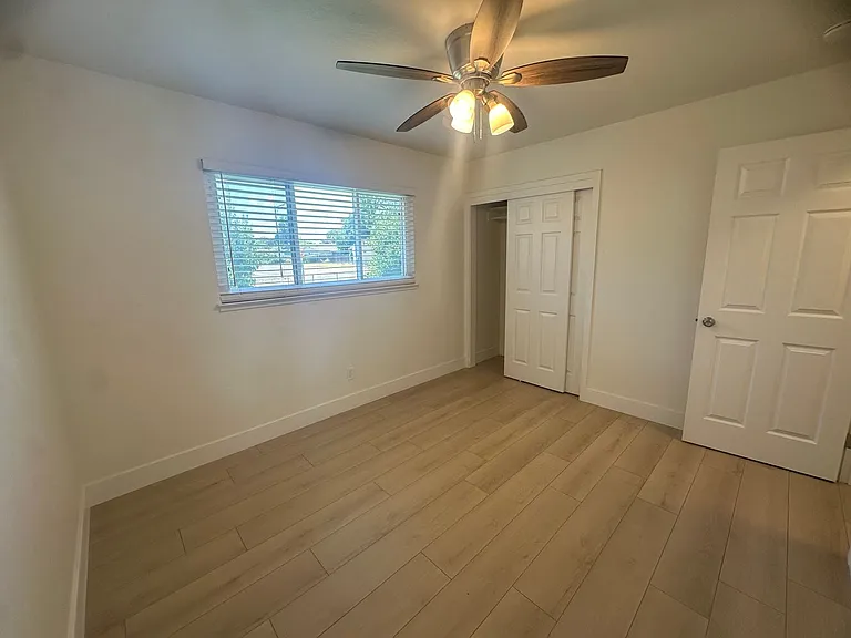 9101 Rosewood Dr — Photo 25
