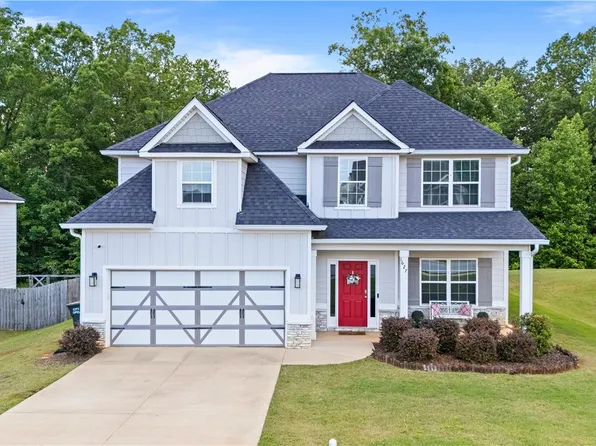 1627 Creek Stone Dr, Opelika, AL 36804